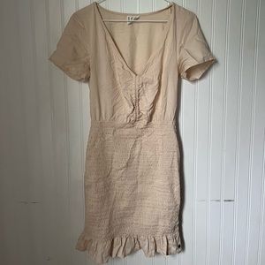 Cute beachy Roxy dress